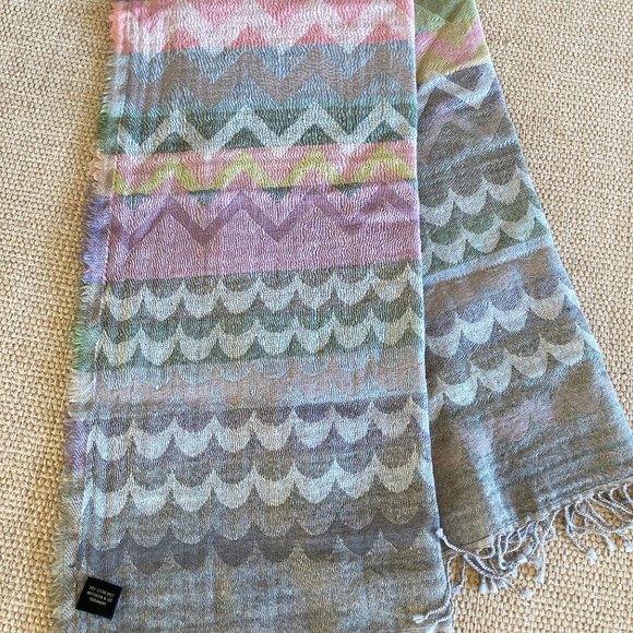 ahujasons shawl price
